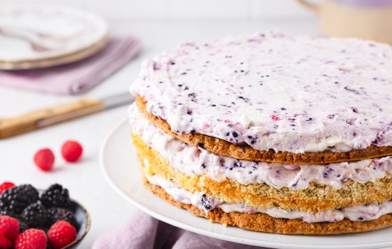Waldbeer Japonais Torte