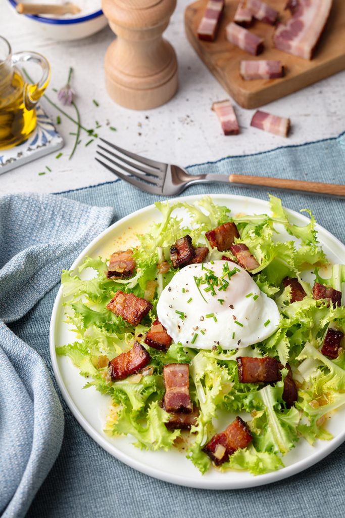 Keto Salade Lyonnaise